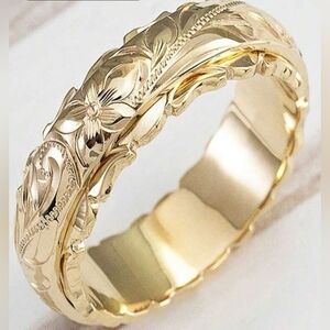 Floral Etched Gold Tone Ring